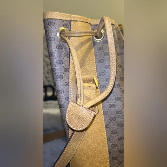 Gucci Micro GG Supreme Web Sherry Line Bucket (Vintage) - Picture 4 of 16